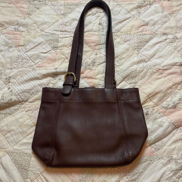 Coach Handbags - coach vintage y2k 4157 brown soho buckle bag